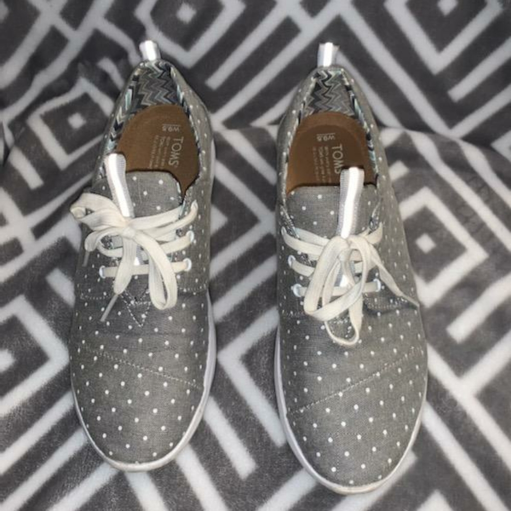 Toms ladies 9.5 women